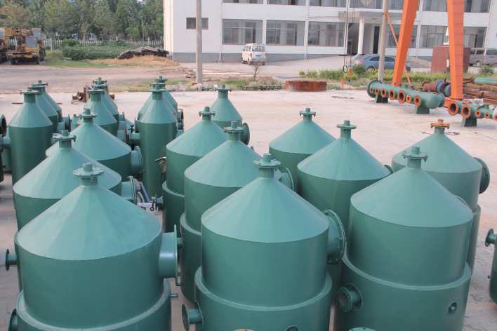 Recycling plant oil-water separator