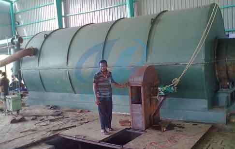 plastic pyrolysis plant