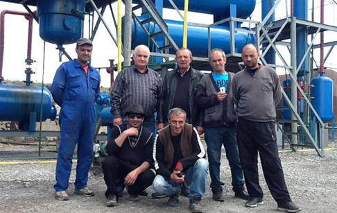 Waste tire to oil pyrolysis plant