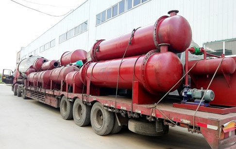 Plastic to oil machine and pyrolysis oil distillation plant delivered to Columbi...