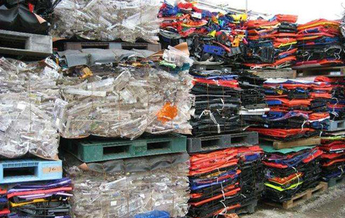 What plastic can be recycled by plastic recycling to oil machine?