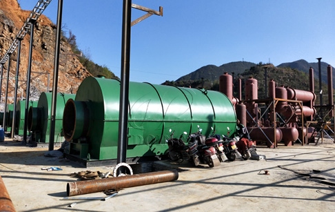 Four sets 12T waste tyre to oil recycling plant installed in Guizhou, China