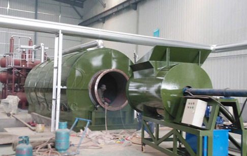 Two sets 12T waste tire to oil plant installed in Anhui, China