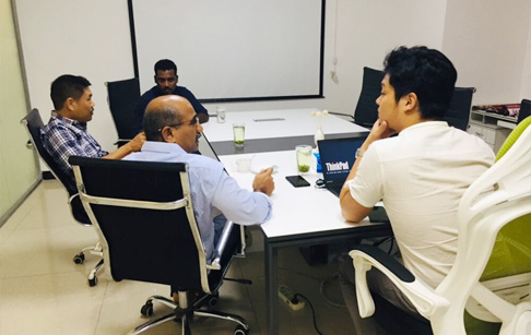 Three Singaporean customers came to DOING to inspect waste tyre to fuel oil recy...
