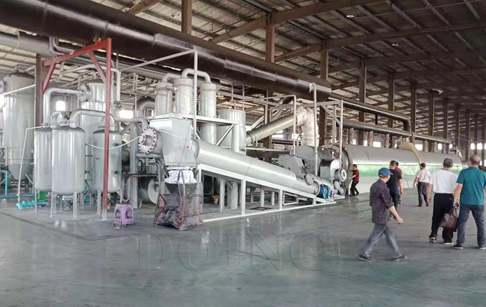 The video of operation scene of the newest technology continuous waste tyre pyro...