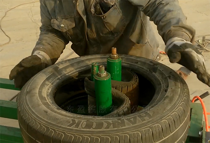 tyre unpacking machine