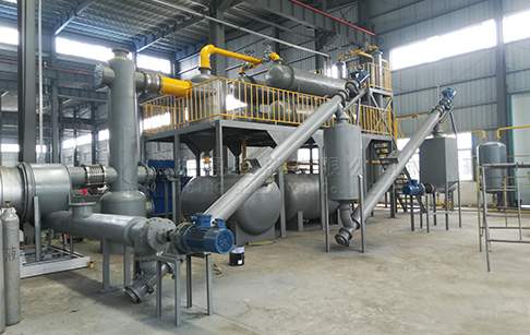 Fully continuous pyrolysis plant