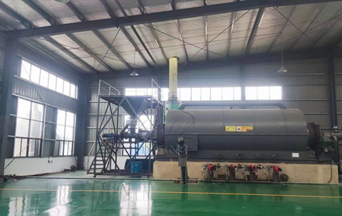 15TPD Semi-continuous waste oil sludge pyrolysis plant installed in Hubei, China...