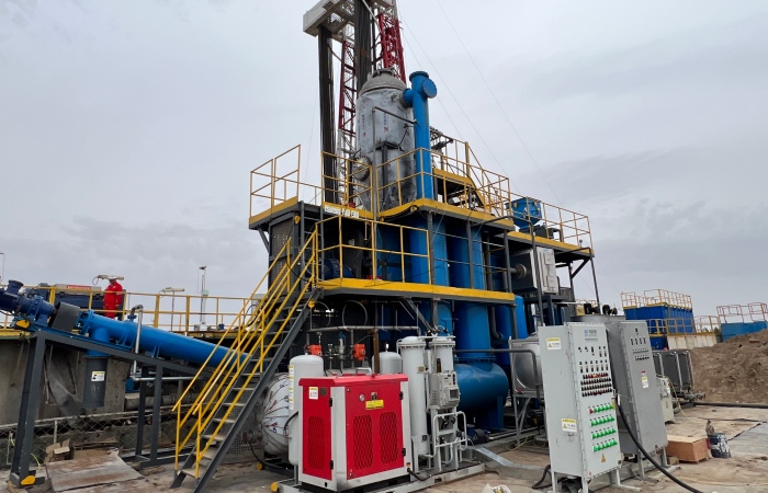 Electric heating pyrolysis machine